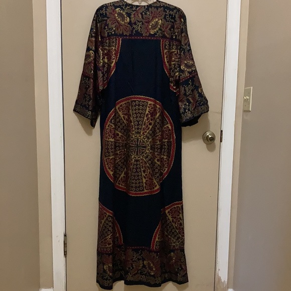 Antique long dress perfect condition. V neck/ long sleeves and length NAVY/multi - Picture 4 of 6